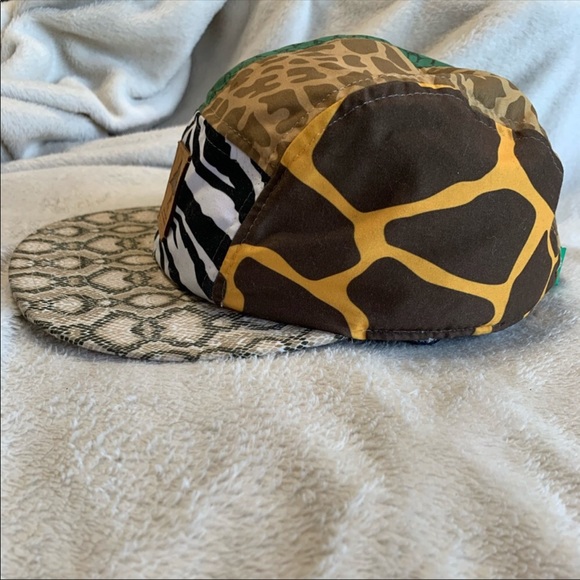 Lrg Other - Lrg 5 panel safari hat